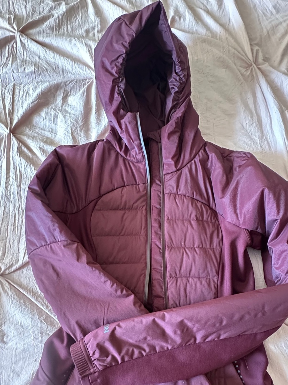 Lululemon - Down for it All Jacket Size 2 XXS - Burgundy/Dark Adobe